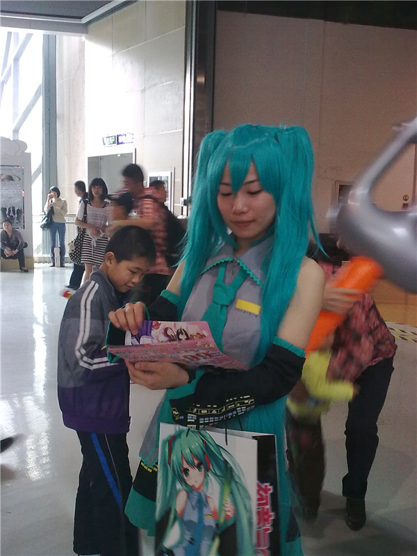 发广告的miku_副本.jpg